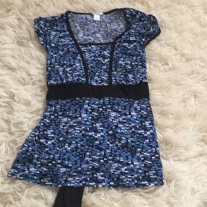 Womens sleeveless top